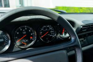 Imagen 19/33 de Porsche 911 Turbo 3.3 (1989)