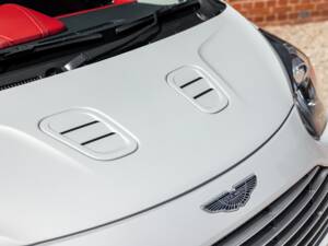 Imagen 30/52 de Aston Martin Cygnet (2011)
