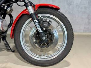 Image 13/33 of Moto Guzzi DUMMY (1979)