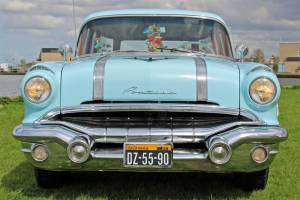 Image 8/37 of Pontiac Chieftain (1956)