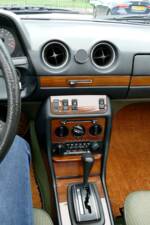 Image 11/22 of Mercedes-Benz 280 CE (1983)