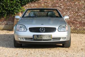 Bild 33/50 von Mercedes-Benz SLK 230 Kompressor (1998)
