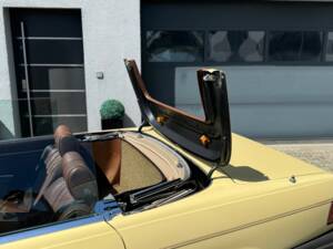 Afbeelding 12/15 van Mercedes-Benz 450 SL (1976)