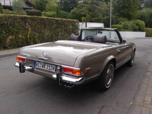 Image 21/99 de Mercedes-Benz 280 SL (1971)