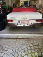 Image 51/77 of Mercedes-Benz 250 SE (1966)
