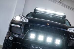 Bild 23/38 von Porsche Cayenne Turbo (2007)
