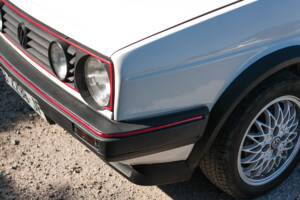 Bild 16/58 von Volkswagen Golf II GTi 1.8 (1988)