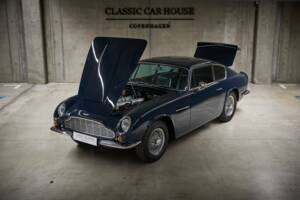 Afbeelding 18/60 van Aston Martin DB 6 (1968)