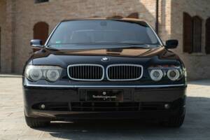 Bild 3/50 von BMW 745Li (2001)