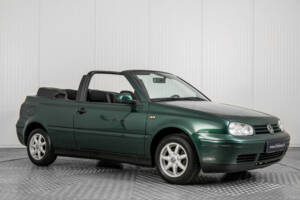 Image 7/50 de Volkswagen Golf III Cabrio 1.8 (1998)