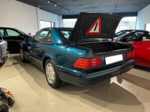 Afbeelding 33/36 van Mercedes-Benz SL 320 (1996)