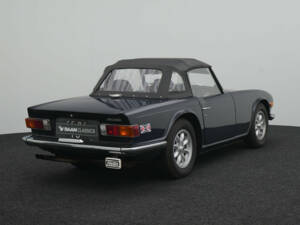 Image 5/33 of Triumph TR 6 (1969)