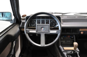 Image 33/40 of Alfa Romeo Alfa 6 - 2.0 (1986)