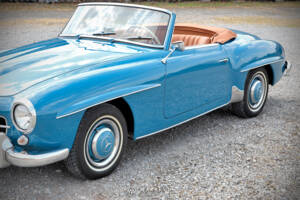 Image 15/58 de Mercedes-Benz 190 SL (1962)