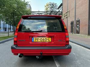 Image 7/8 of Volvo 850 R (1996)