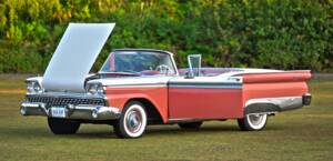 Bild 32/50 von Ford Fairlane 500 Skyliner (1959)