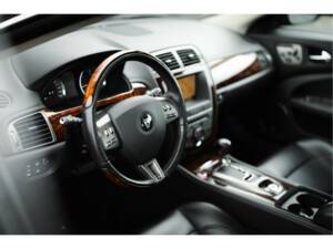 Bild 15/33 von Jaguar XKR (2008)