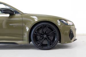 Image 34/40 of Audi RS6 Avant (2019)