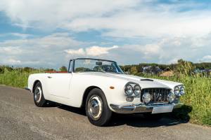 Bild 10/42 von Lancia Flaminia GT 2.8 3C Touring (1966)