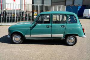 Bild 3/8 von Renault R 4 TL (1980)