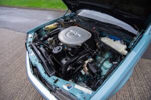 Image 22/31 de Mercedes-Benz 420 SEC (1990)