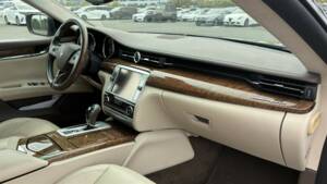 Image 21/56 of Maserati Quattroporte S (2015)