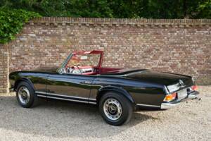 Imagen 17/50 de Mercedes-Benz 280 SL (1969)