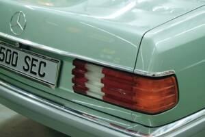 Bild 17/50 von Mercedes-Benz 500 SEC (1988)