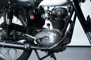 Image 34/50 of Mondial 125 (1961)