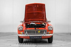 Bild 43/50 von MG MGB GT (1975)