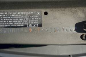 Image 35/36 of Mercedes-Benz 560 SL (1986)