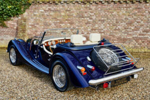Immagine 2/50 di Morgan Plus 8 35th Anniversary (2004)