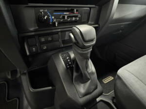 Image 18/22 of Toyota Land Cruiser GRJ79 (2024)