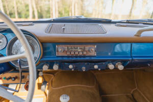 Image 21/45 of BMW 503 (1958)