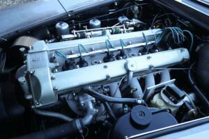 Bild 20/50 von Aston Martin DB 6 (1968)