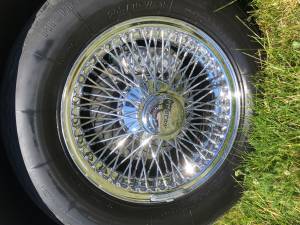 Image 13/43 de Jaguar Type E V12 (1973)