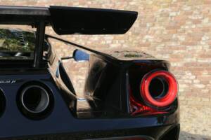 Image 49/50 of Ford GT Carbon Series (2021)