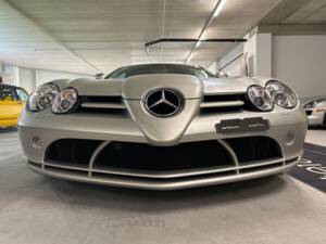 Image 4/34 of Mercedes-Benz SLR McLaren (2006)