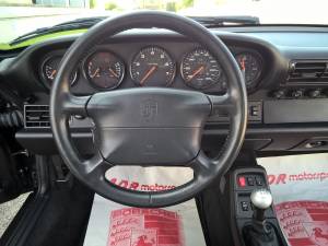 Immagine 19/20 di Porsche 911 Carrera (1995)
