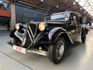 Image 3/30 de Citroën Traction Avant 11 B (1949)