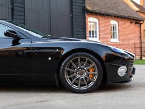 Image 35/75 of Aston Martin V12 Vanquish S (2007)