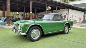 Image 49/66 of Triumph TR 4A IRS (1966)