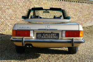 Immagine 6/50 di Mercedes-Benz 450 SL (1973)