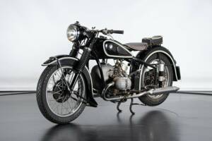 Image 2/50 de BMW R 51 (1954)