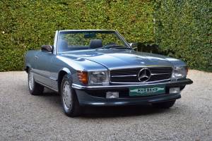 Image 13/47 of Mercedes-Benz 560 SL (1987)