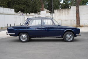 Image 3/99 of Alfa Romeo 1750 Berlina (1971)