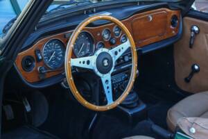 Immagine 29/50 di Triumph TR 6 (1976)
