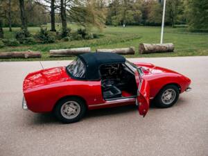 Image 15/65 of FIAT Dino Spider (1967)