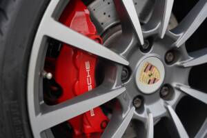 Bild 42/50 von Porsche 911 Carrera 4S (2017)