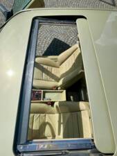Bild 45/65 von Mercedes-Benz 380 SEC (1983)
